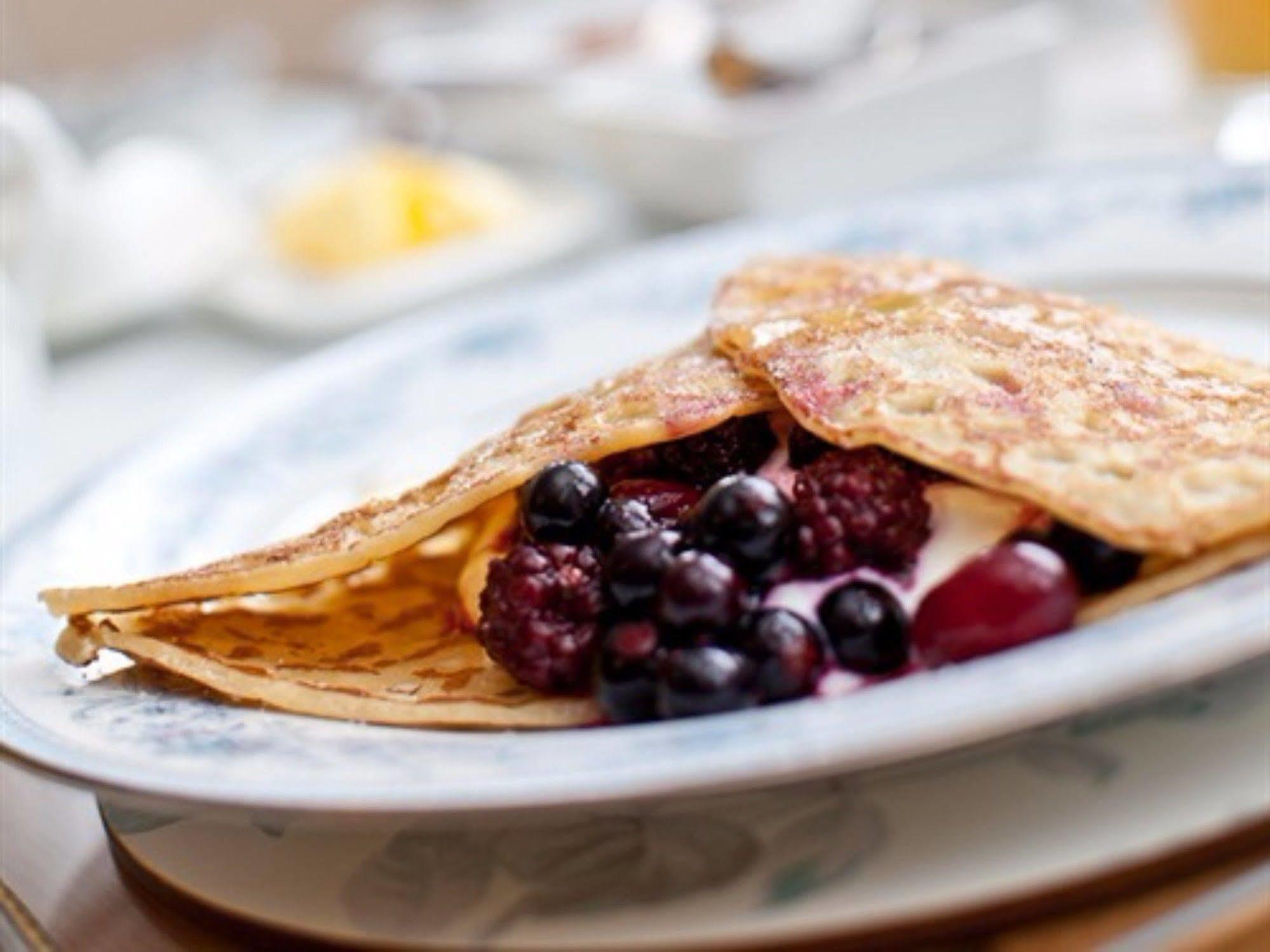 Craigholme Bed & Breakfast Боунес он Уиндърмиър Екстериор снимка